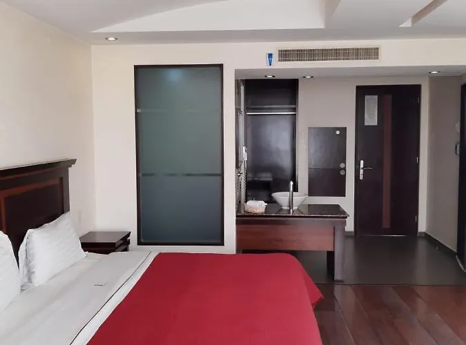 Madeira Hotel 5*